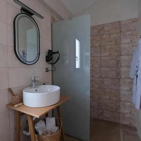 Blue Crystal View Aparthotel 4*