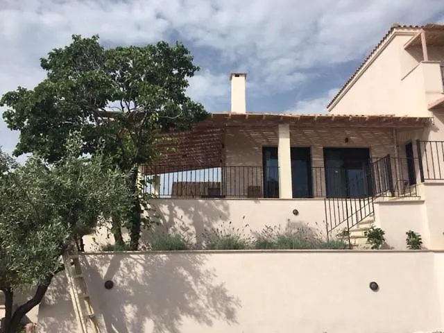 Blue Crystal View 4*