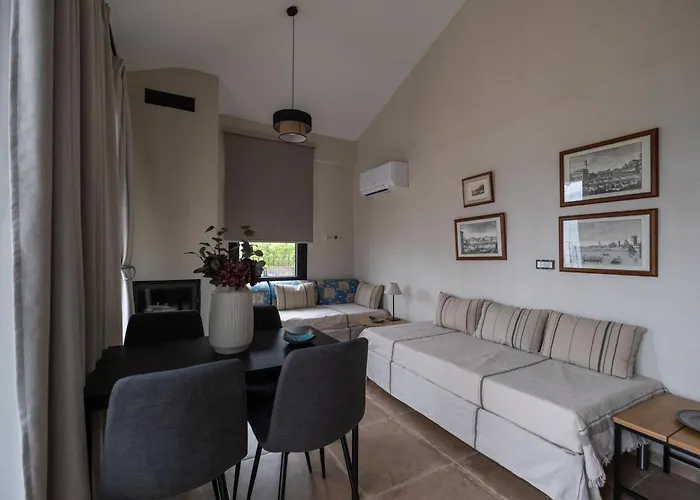 Blue Crystal View Hotel de apartamente