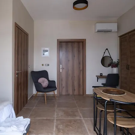 Blue Crystal View 4*