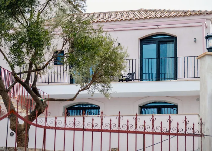 Blue Crystal View 卡瓦拉