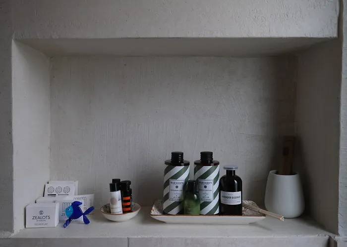 Blue Crystal View 4*